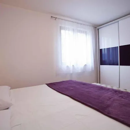 In - Insel Krk 36848 شقة فربنيك